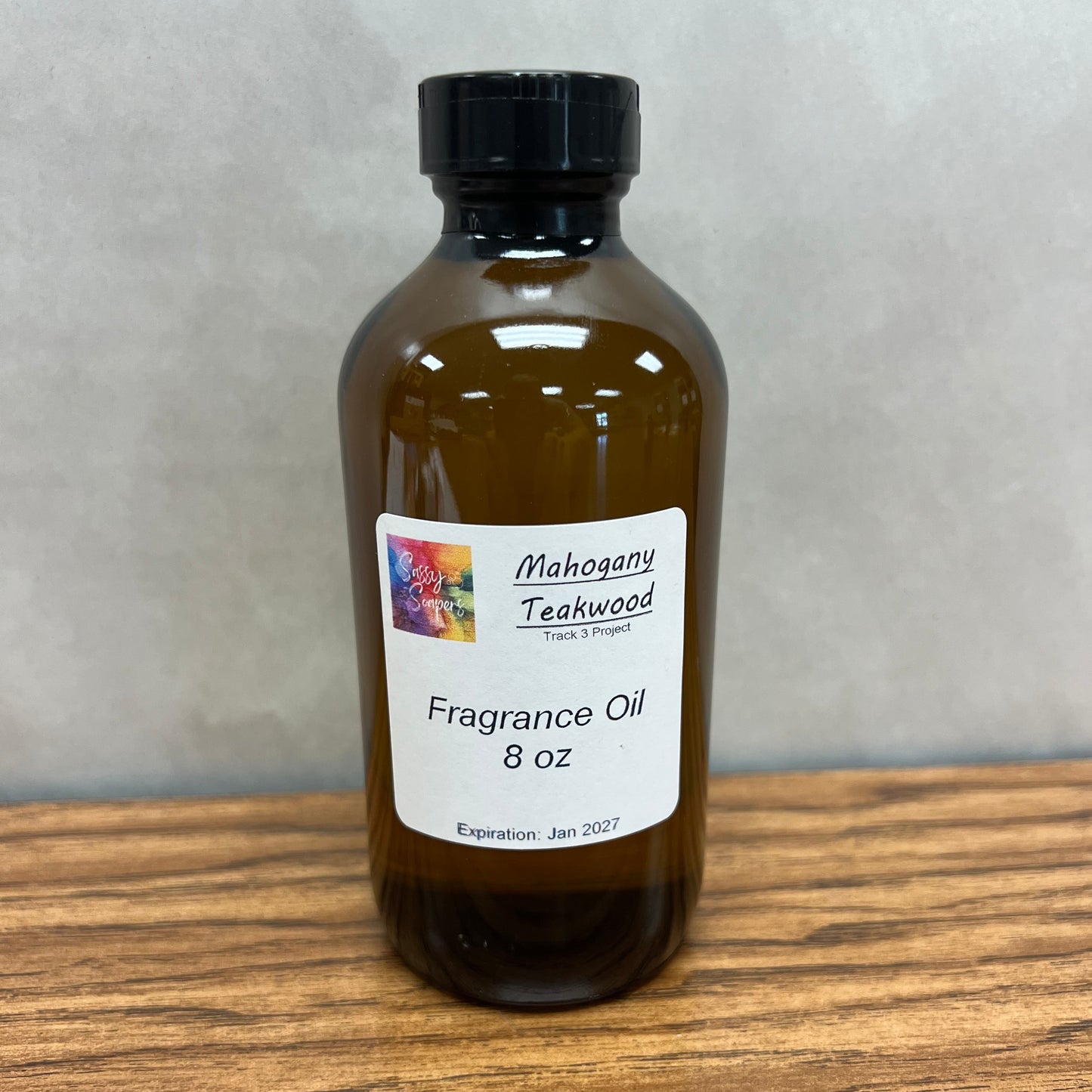 8 ounce bottle of Mahagony Teakwood fragrace oil