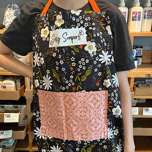 Sassy soapers floral apron 